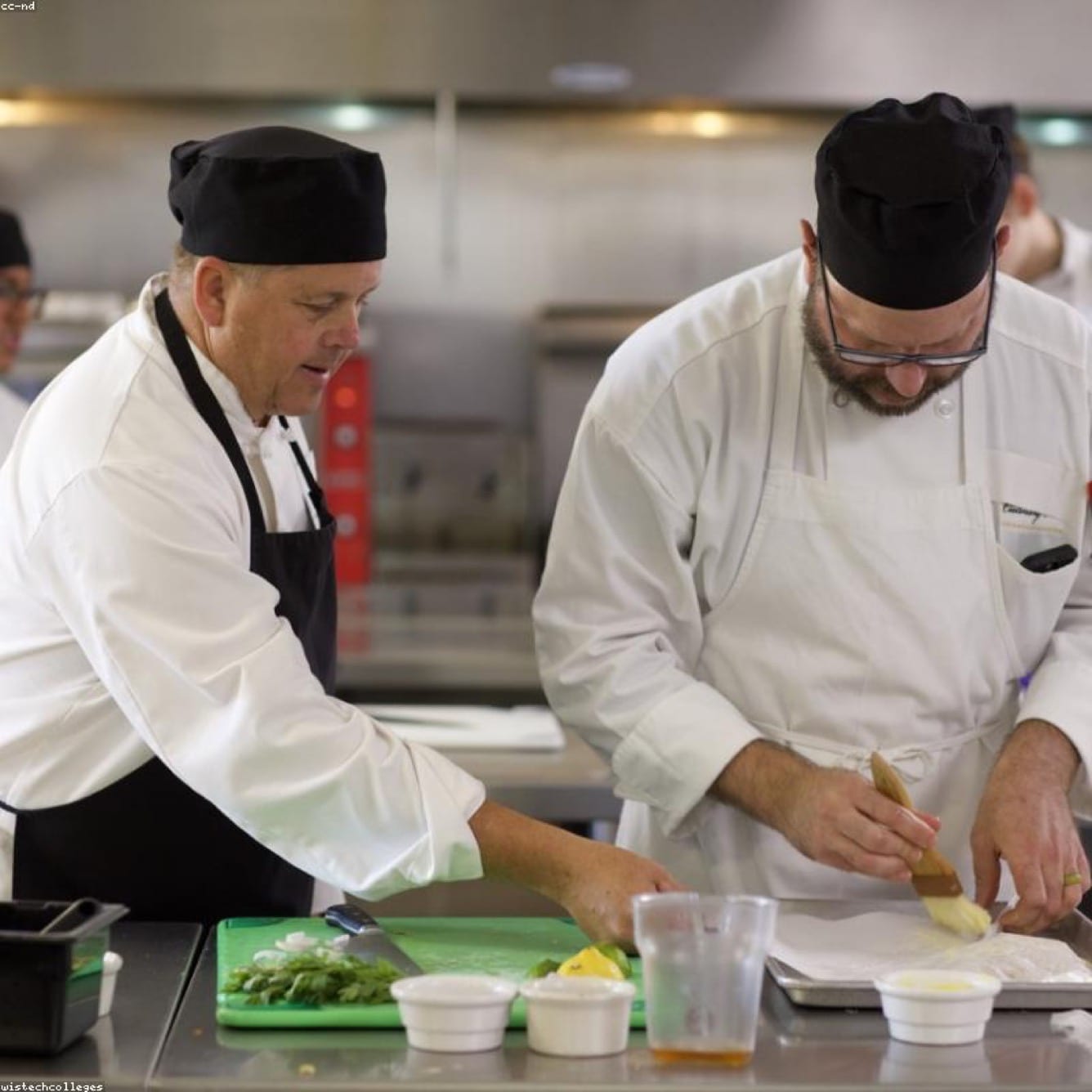 Cloud Kitchens and Ghost Kitchens packing meals with disposable tableware